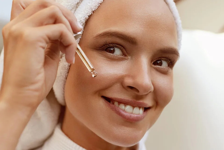 The Essential Anti-Aging Kit